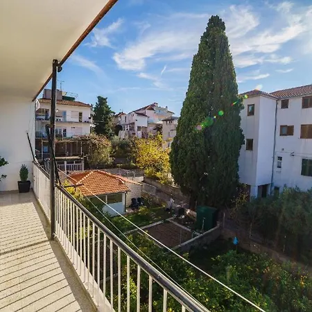 Split Beach Apartment *