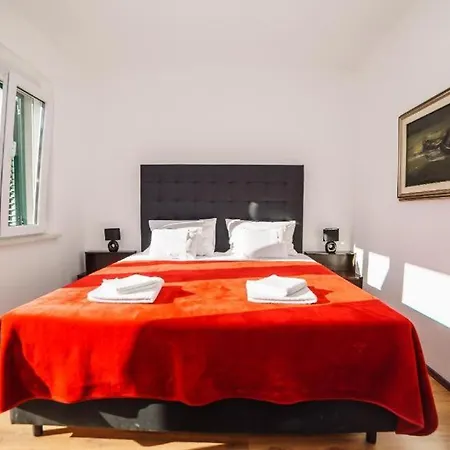 Split Beach Apartment