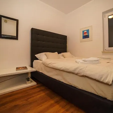 Split Beach Apartment 스플리트