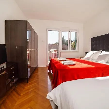 Split Beach Apartment 아파트 *