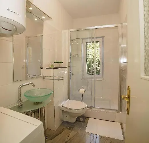 아파트 Split Beach Apartment *
