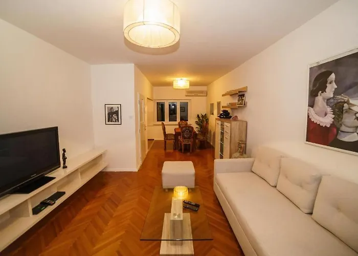 Split Beach Apartment 아파트 스플리트