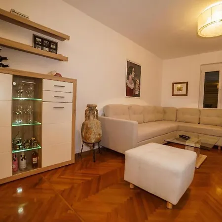Split Beach Apartment 아파트