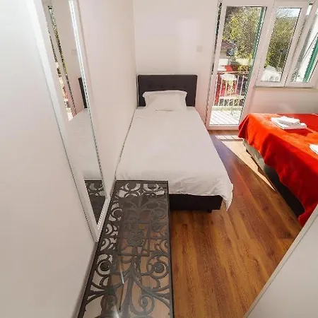 아파트 Split Beach Apartment 스플리트